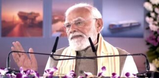 बंगाल में गरजे पीएम मोदी: क्या सच में कांग्रेस ने पाकिस्तान से जुड़ी थी बंगाल की योजना? हुगली में दिया बड़ा बयान प्रधानमंत्री नरेंद्र मोदी