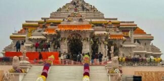 राम मंदिर के दान प्रबंधन पर क्यों उठ रहे सवाल? रसीद, जेवर और शिकायतों को लेकर सामने आए कई दावे Ayodhya Ram Mandir
