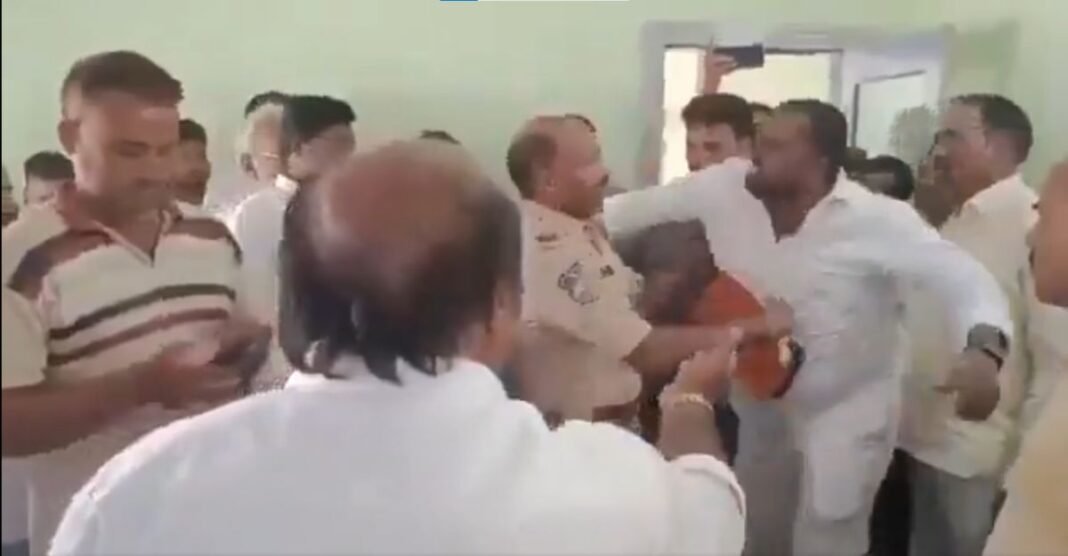 टीचर