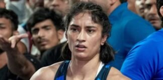 विनेश फोगाट मामले में सुप्रीम कोर्ट ने क्यों रोक दी सुनवाई? एक जानकारी ने बदल दिया पूरा मामला Vinesh Phogat