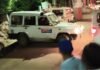 पुलिस पर गोलियों की बौछार: अपहरण केस ने कैसे बदल लिया खूनी मुठभेड़ का रूप? दो जवान घायल पुलिस पर गोलियों की बौछार