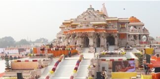 राम मंदिर चढ़ावे में सेंधमारी: 6 आरोपी हिरासत में, लेकिन FIR से गायब इस ‘खास’ नाम ने खड़े किए बड़े सवाल! राम मंदिर