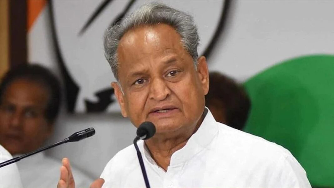 “मैं ही बनता कांग्रेस अध्यक्ष, लेकिन…” अशोक गहलोत ने खोल दिया राजनीति का सबसे बड़ा ‘सीक्रेट’, बिना नाम लिए किस पर दागे तीर? अशोक गहलोत