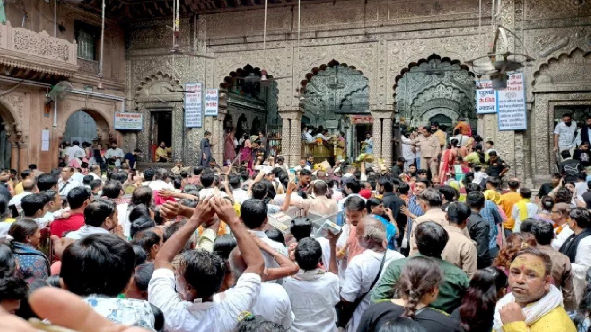 बांके बिहारी मंदिर बांके बिहारी मंदिर