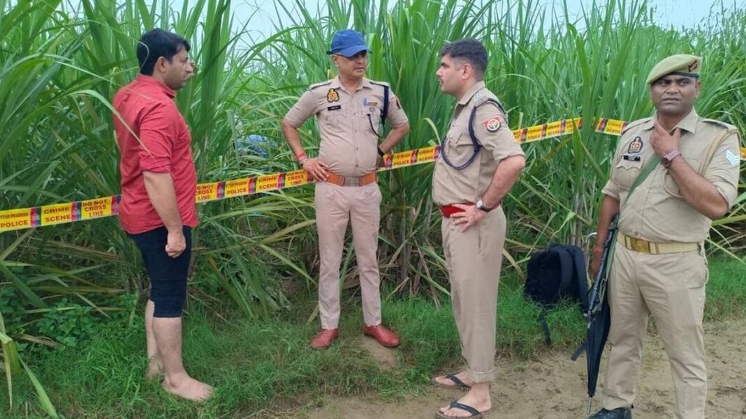 गन्ने के खेत में रूह कंपाने वाला खेल: मां का चेहरा जलाया, 500 मीटर दूर मिली बेटे की लाश; कातिल की पहचान जानकर कांप उठेगी रूह! मुरादाबाद