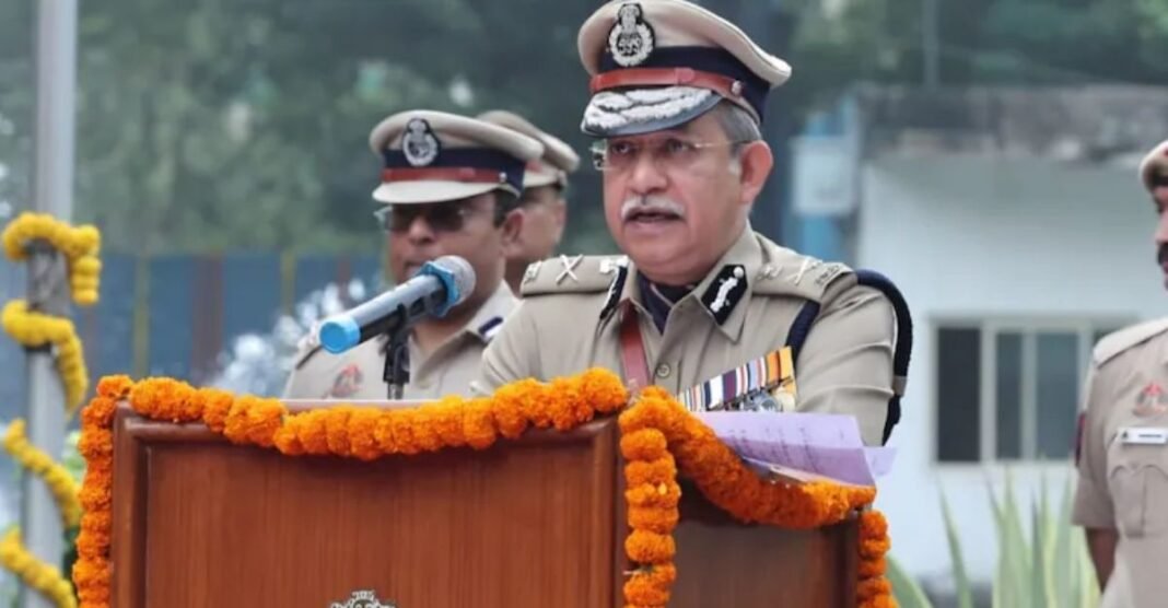 दिल्ली पुलिस में अचानक हुआ बड़ा फेरबदल! कमिश्नर पद से हटे सतीश गोलचा, अब किसे मिली कमान? दिल्ली पुलिस