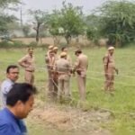 चलती ट्रेन से कूदकर भागे बदमाश, फिर गांव में चली ताबड़तोड़ गोलियां… आखिर कैसे हुआ दो अपराधियों का अंत? Firozabad News