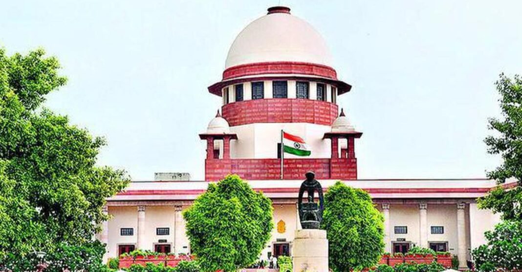 ‘सलवार उतारना और छाती दबाना रेप की कोशिश नहीं’… आखिर क्यों भड़का सुप्रीम कोर्ट और जजों को दी कौन सी सख्त हिदायत? सुप्रीम कोर्ट