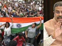 ‘आखिरकार अनशन लाया रंग…’: धर्मेंद्र प्रधान के इस्तीफे के बाद जंतर-मंतर पर झूम उठे छात्र, जानिए क्या कहा? Dharmendra Pradhan