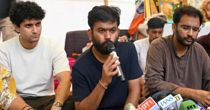 अभिजीत दीपके