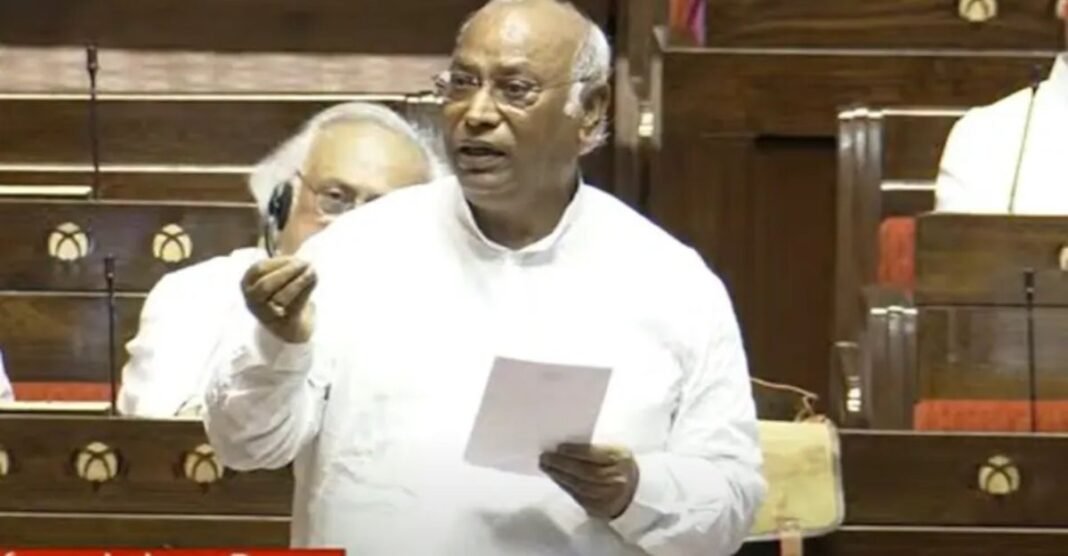 राज्यसभा में मनुस्मृति का जिक्र करते ही मचा बवाल! खरगे के बयान पर सत्ता पक्ष ने क्यों जताई कड़ी आपत्ति? मल्लिकार्जुन खरगे