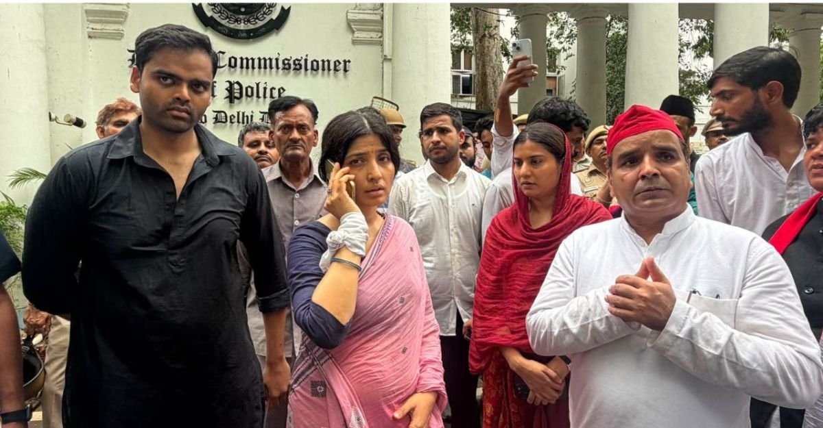 डिंपल यादव डिंपल यादव