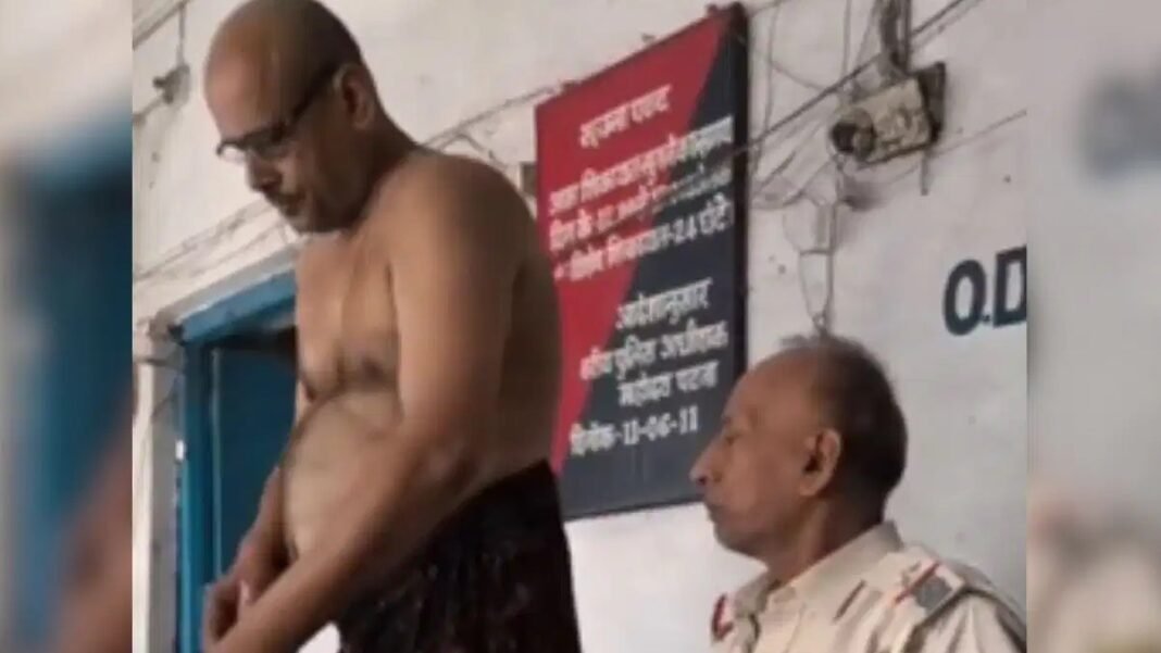 महिला फरियादी थाने पहुंची तो दिखा चौंकाने वाला नजारा! ASI की हालत देखकर सोशल मीडिया पर मचा बवाल बिहार