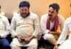 अलीगढ़ रेप केस में अचानक बढ़ी हलचल, पीड़िता से मिलने पहुंचे सपा नेता… फिर रख दी एक करोड़ आर्थिक मदद देने की मांग शंकराचार्य
