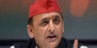 क्या बेटियों के कपड़े फाड़ेंगे? मानसून सत्र में अचानक क्यों भड़क उठे अखिलेश यादव? भरी संसद में पूछ डाले ऐसे सवाल अखिलेश यादव