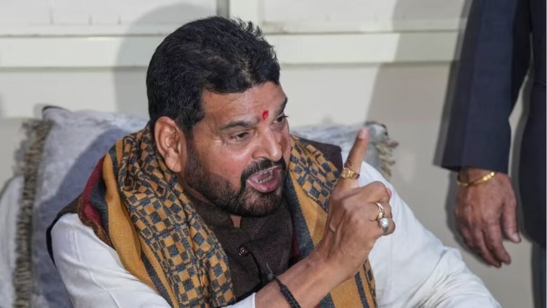 अयोध्या राम मंदिर विवाद: ‘जांच रिपोर्ट आने दीजिए, फिर खोलूंगा असली राज…’, बृजभूषण के इस बड़े अल्टीमेटम से हड़कंप! Ayodhya Ram Mandir