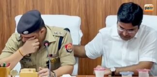 SP केके बिश्नोई को संभल से मिली ऐसी विदाई, आंखों में आंसू और गाड़ी को धक्का देते दिखे अधिकारी SP केके बिश्नोई