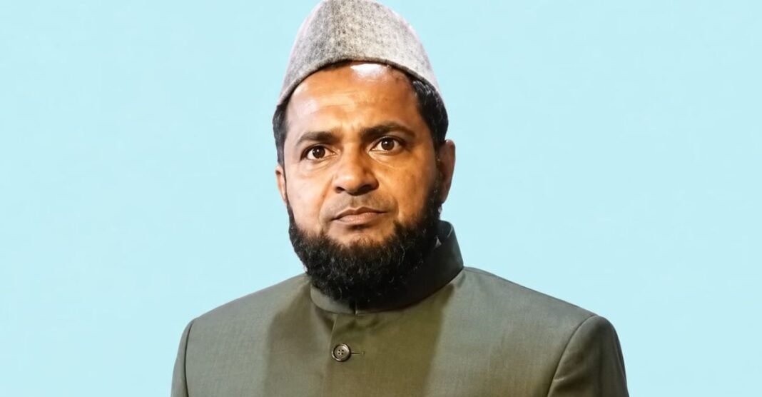 भगवान शिव और ब्रह्माजी पर विवादित टिप्पणी: मौलाना जर्जिस अंसारी के खिलाफ इंदौर में फूटा गुस्सा, थाने का हुआ घेराव मौलाना जर्जिस अंसारी