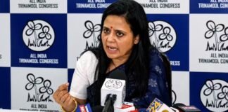 अंडे फेंके जाने का डर बताकर SC पहुंचीं महुआ मोइत्रा, फिर कोर्ट ने क्यों लगाई कड़ी फटकार? महुआ मोइत्रा
