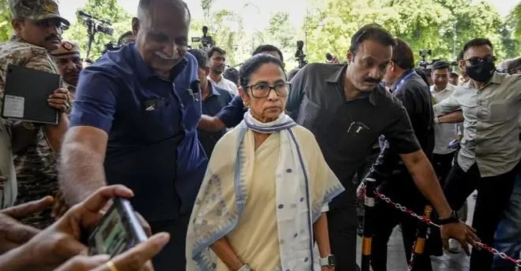 ममता बनर्जी की कार पर हमले के बाद BJP ने तोड़ी चुप्पी, सामने आया पहला बड़ा बयान Mamata Banerjee