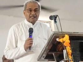 E20 विवाद पर BJP सांसद का फूटा गुस्सा, विरोध करने वालों से पूछा- ‘शुद्ध पेट्रोल क्या तुम्हारे बाप के…’ BJP सांसद जनार्दन मिश्रा