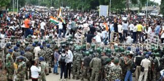 छात्रों पर लाठीचार्ज से गरमाया झारखंड, बीजेपी बंद के बीच प्रदर्शनकारियों का बड़ा ऐलान Jharkhand Students Protest