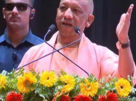 योगी ने मायावती की तारीफ कर अखिलेश पर साधा निशाना, कल्याण सिंह के बहाने सपा पर लगाया बड़ा आरोप मायावती