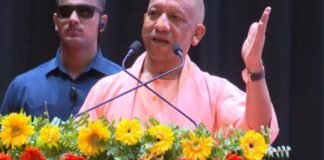 योगी ने मायावती की तारीफ कर अखिलेश पर साधा निशाना, कल्याण सिंह के बहाने सपा पर लगाया बड़ा आरोप मायावती