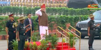15 अगस्त पर लाल किले में दिखा नया इतिहास, PM मोदी के सामने पहली बार हुआ ऐसा PM Modi