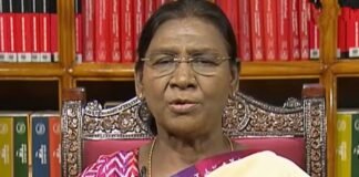 राष्ट्रपति मुर्मू बोलीं- बीते एक दशक में भारत ने दर्ज की तीव्र विकास गति राष्ट्रपति मुर्मू