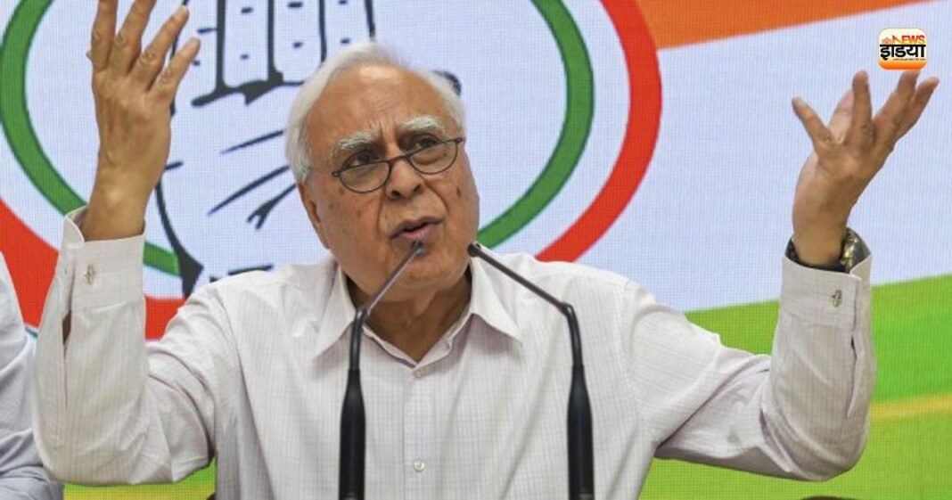 कपिल सिब्बल ने खुद को क्यों बताया ‘दिमागी नक्सल’? PM मोदी के तंज पर राज्यसभा सांसद का पलटवार कपिल सिब्बल