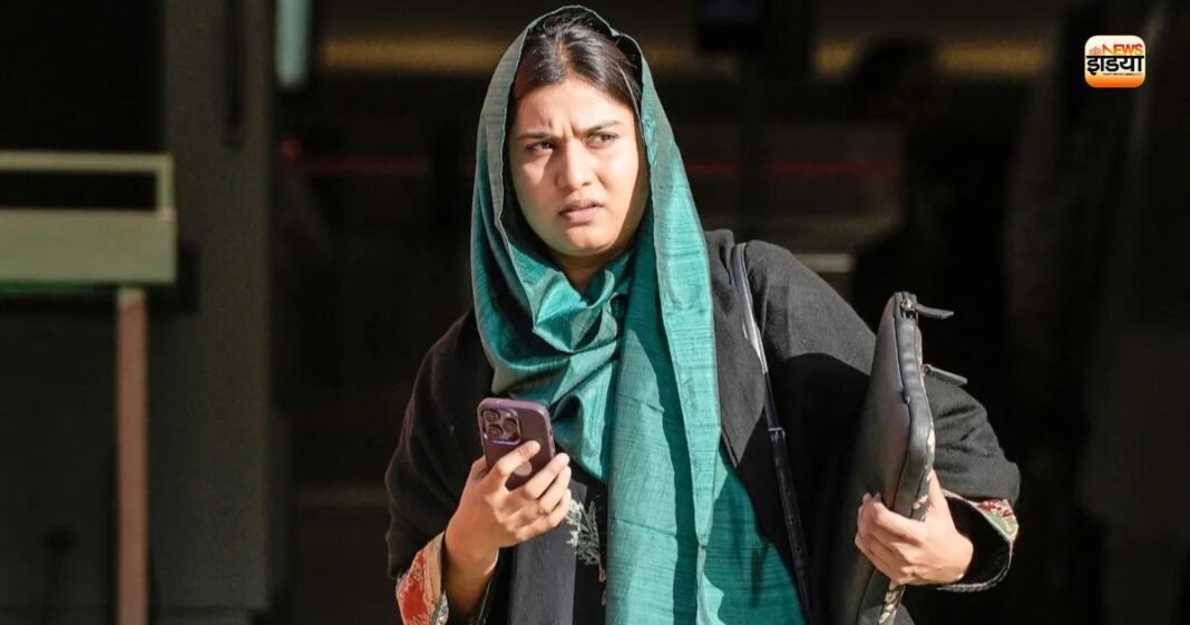 सपा सांसद इकरा हसन ने महिलाओं को लेकर किया बड़ा खुलासा! बोलीं- ‘मैं मुस्लिम हूं, महिला हूं, मुझे तो…’ Iqra Hasan