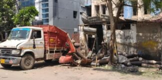 दिल्ली के ओखला फेज-1 में दहला इलाका: सिलेंडर ब्लास्ट से उड़े शव के टुकड़े, मची चीख-पुकार दिल्ली
