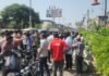 बरेली में बाइक चलाते समय शख्स को हुआ तेज दर्द, सीट के नीचे का नजारा देख उड़े होश Bareilly News