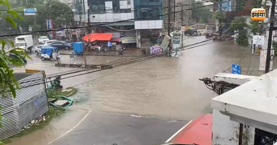 लखनऊ में बारिश नहीं फिर भी डूबे इलाके, गोमती का पानी आखिर कहां से आया? 3.5 लाख लोग प्रभावित Lucknow Flood