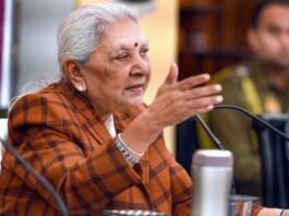 राज्यपाल आनंदीबेन पटेल