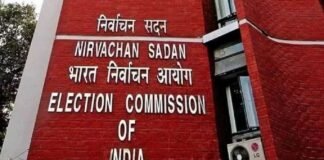 UP चुनाव से पहले किन अफसरों की जाएगी कुर्सी? चुनाव आयोग के नए आदेश से ट्रांसफर-पोस्टिंग में बड़ा बदलाव चुनाव आयोग