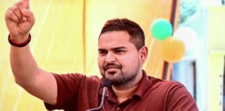 UP के इस एयरपोर्ट में भ्रष्टाचार का आरोप! बृजभूषण सिंह के बेटे ने CM योगी को लिखी चिट्ठी बृजभूषण सिंह