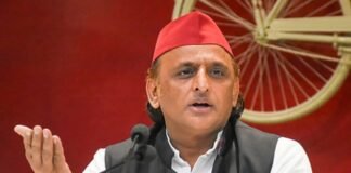“अब सिर्फ टैंक आना बाकी…” जंतर-मंतर पर भारी सुरक्षाबल देख भड़के अखिलेश यादव अखिलेश यादव