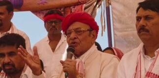 पूर्व CM ने विवादित बयान पर माफी मांगने से किया साफ मना, कहा था कि ‘अगर ब्राह्मण, बनिया, पटेल गंदगी उठाएं तो…’ शंकरसिंह वाघेला