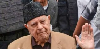 ‘यहां इंसाफ की उम्मीद नहीं, पाक हमें बचा रहा…’ ये क्या बोल गए फारूक अब्दुल्ला? विवादित बयान पर मचा बवाल फारूक अब्दुल्ला