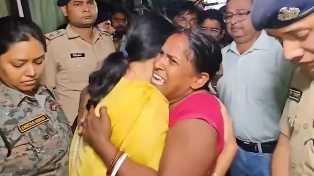 एक ही परिवार के 7 बच्चों की मौत से मातम में डूबा पूरा गांव; DM को गले लगाकर बिलख पड़ी मां वैशाली