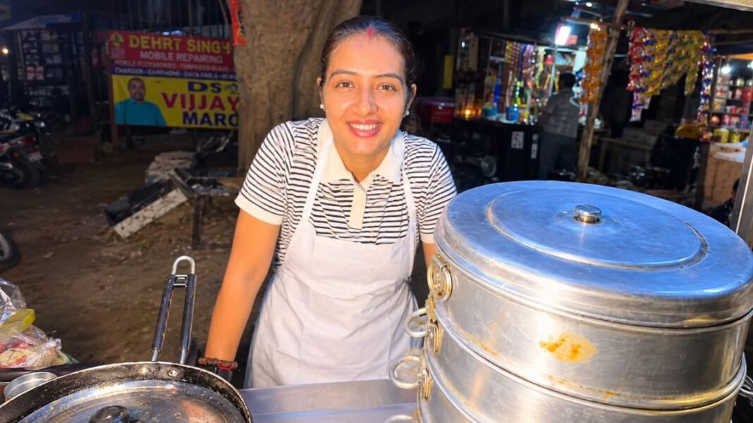 वड़ा पाव की दुकान के बाद फिर ठेले पर क्यों पहुंचीं चंद्रिका दीक्षित? सामने आई पूरी वजह चंद्रिका दीक्षित